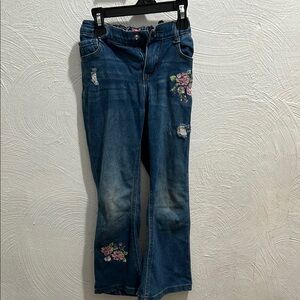 Blue Bootcut Jeans with Floral Embroidery and Distressing
